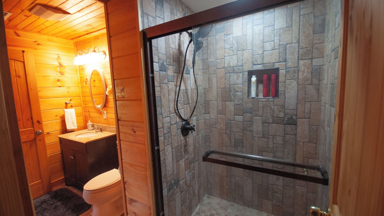 Photo of Bathroom in Blairsville
