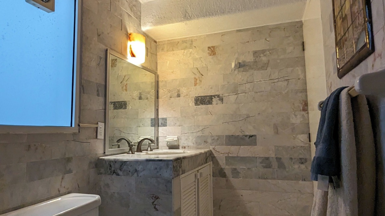 Photo of Bathroom in Manzanillo