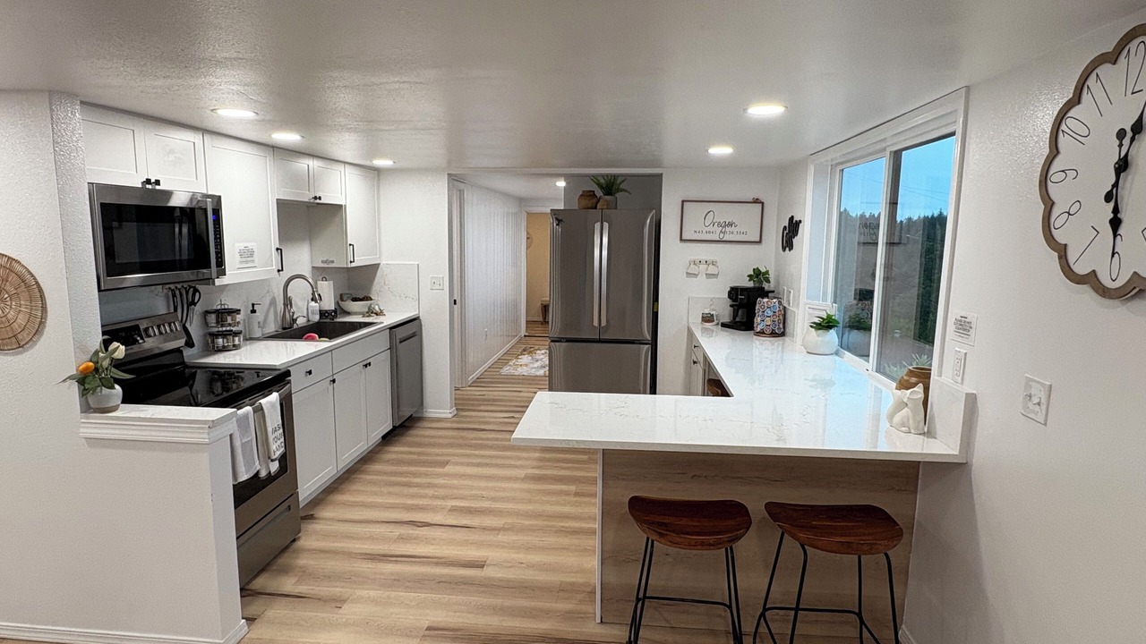 Photo of Kitchen in Coos Bay