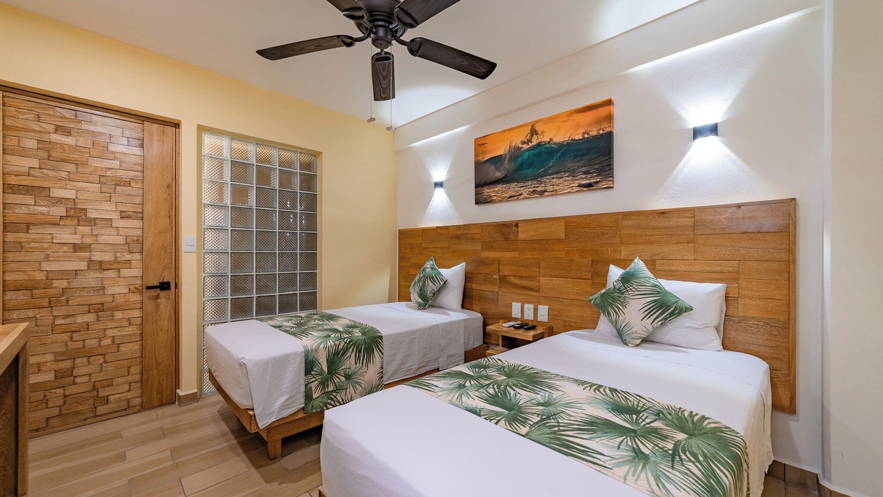Photo of Bedroom in R