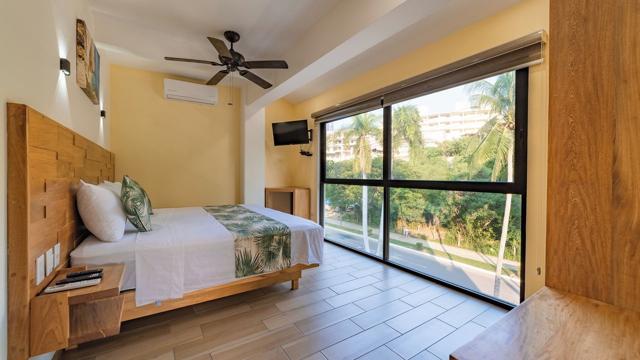 Photo of Bedroom in R