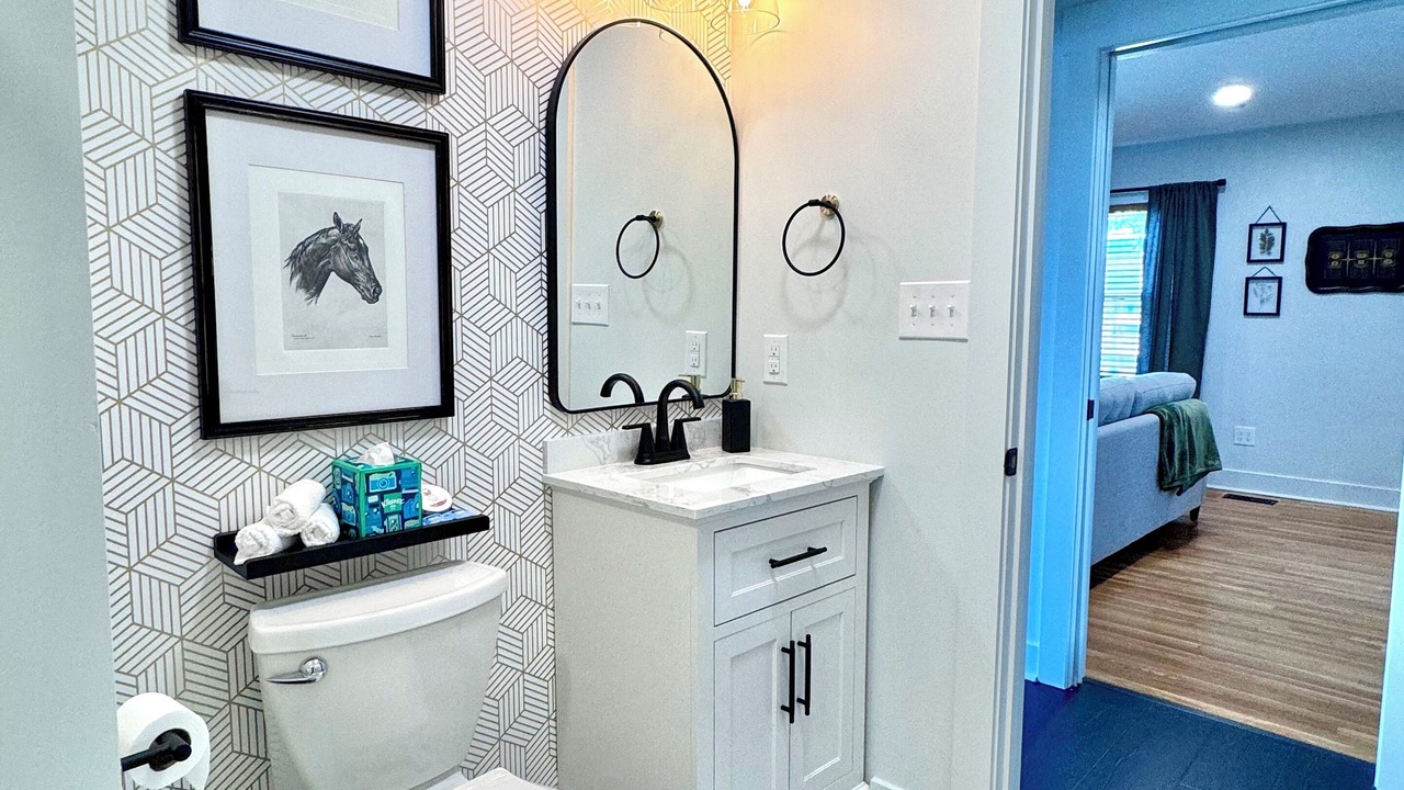 Photo of Bathroom in La Grange