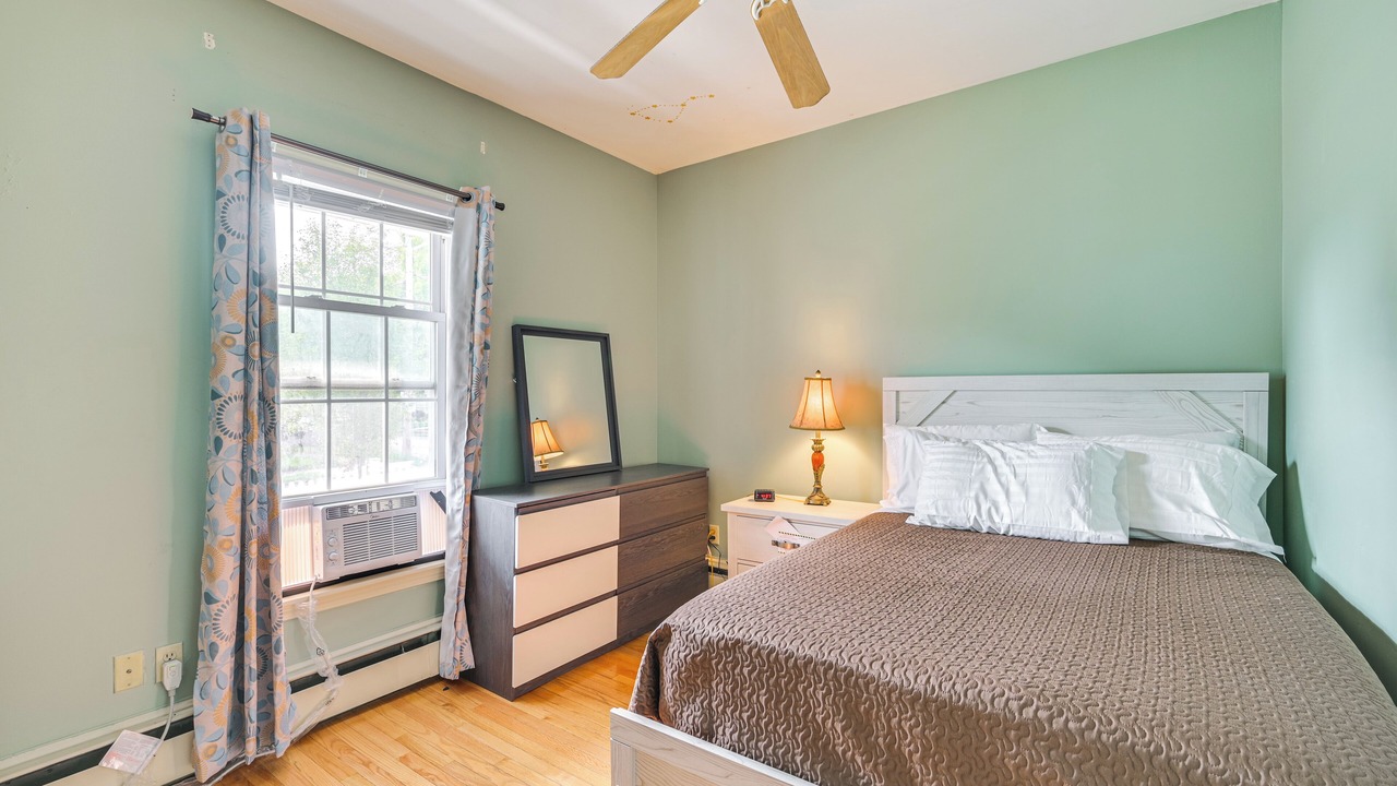 Photo of Bedroom in Malden