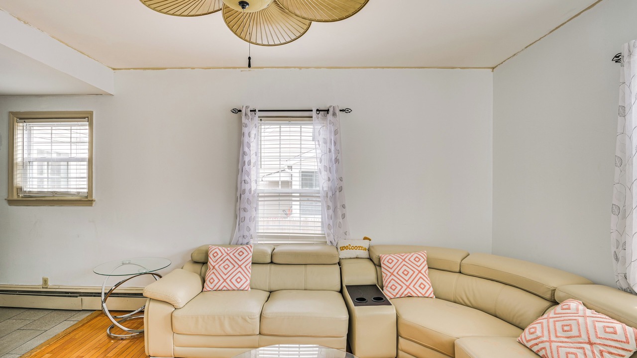 Photo of Livingroom in Malden