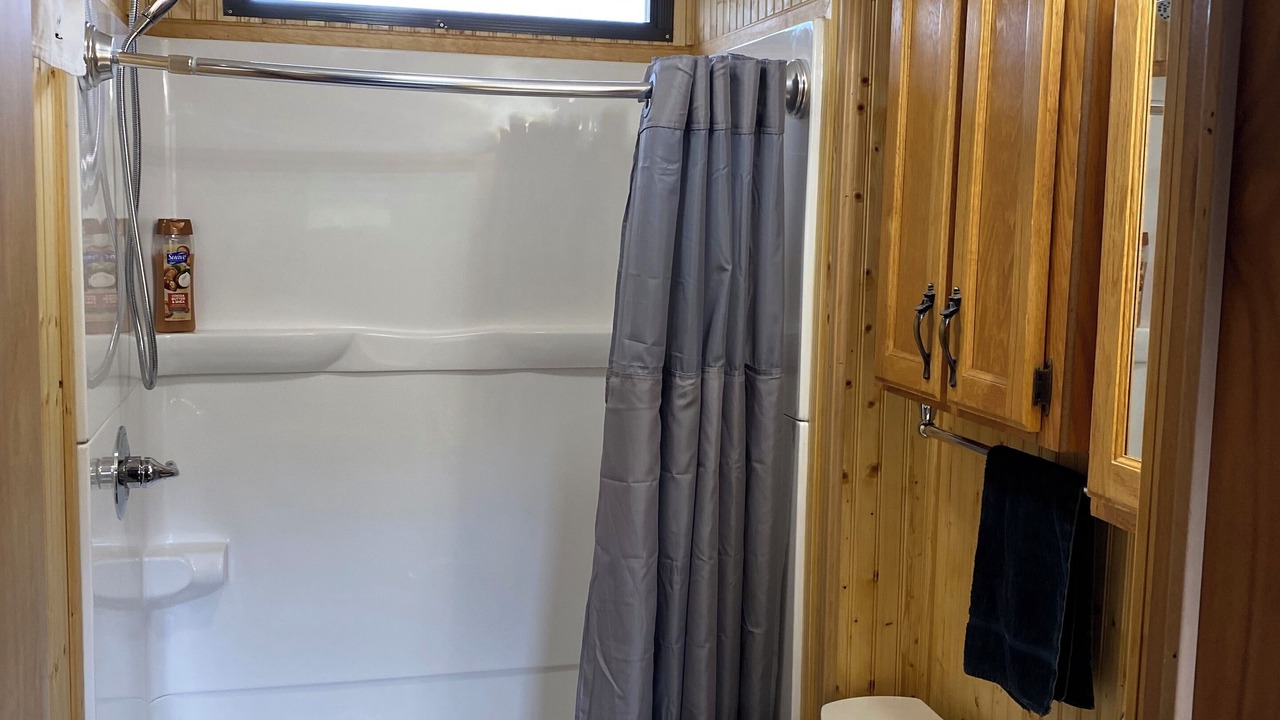 Photo of Bathroom in Saint David