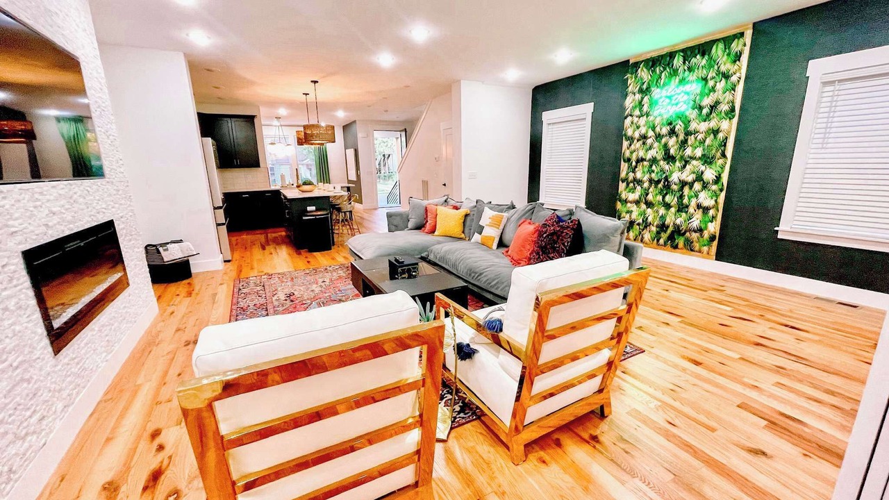 Photo of Bedroom in Cleveland Park