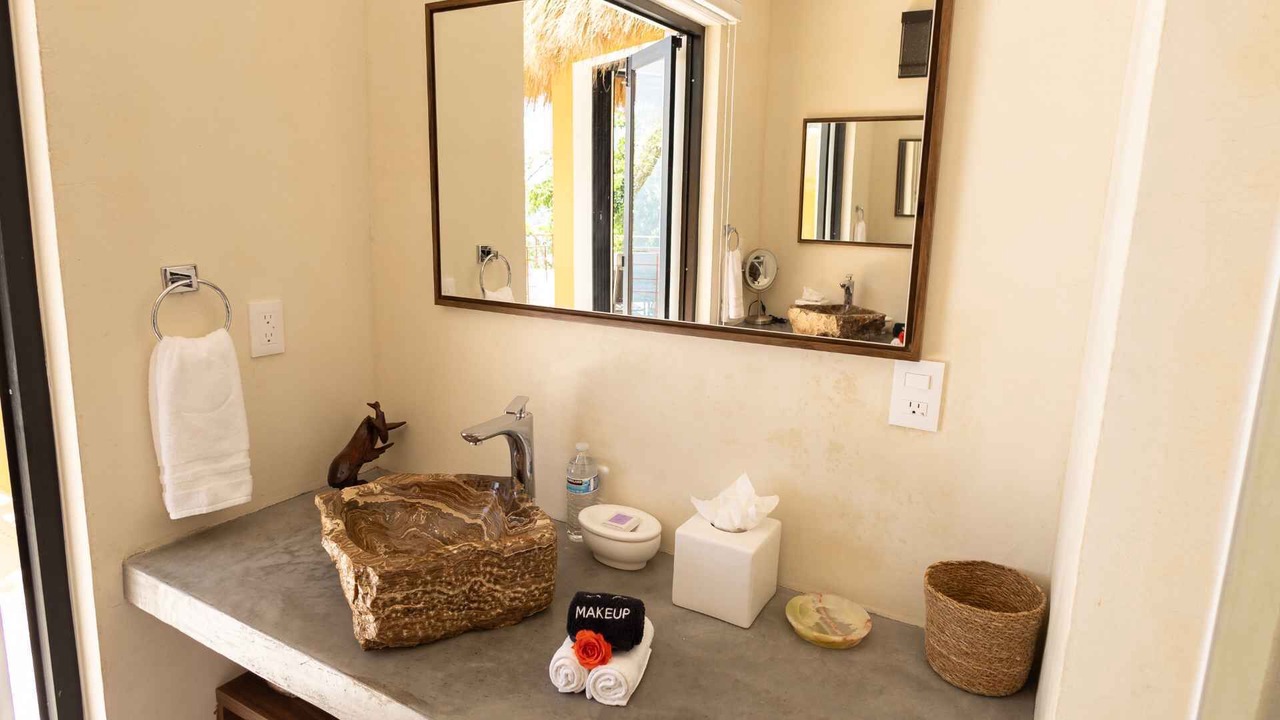 Photo of Bathroom in South Shore Hotel Area