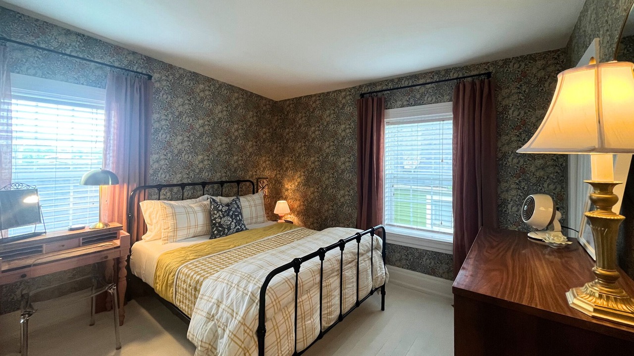 Photo of Bedroom in Hyde Park