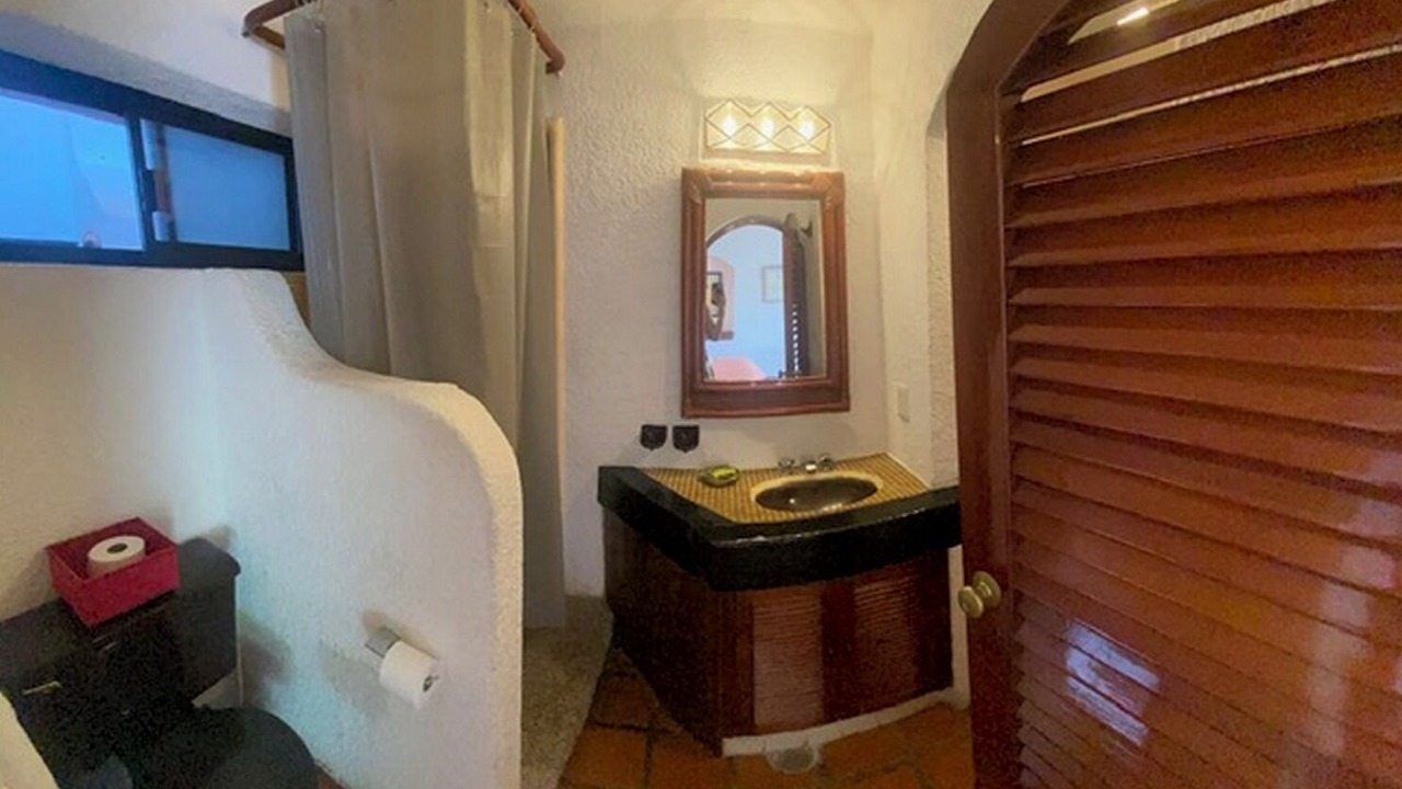 Photo of Bathroom in Caleta