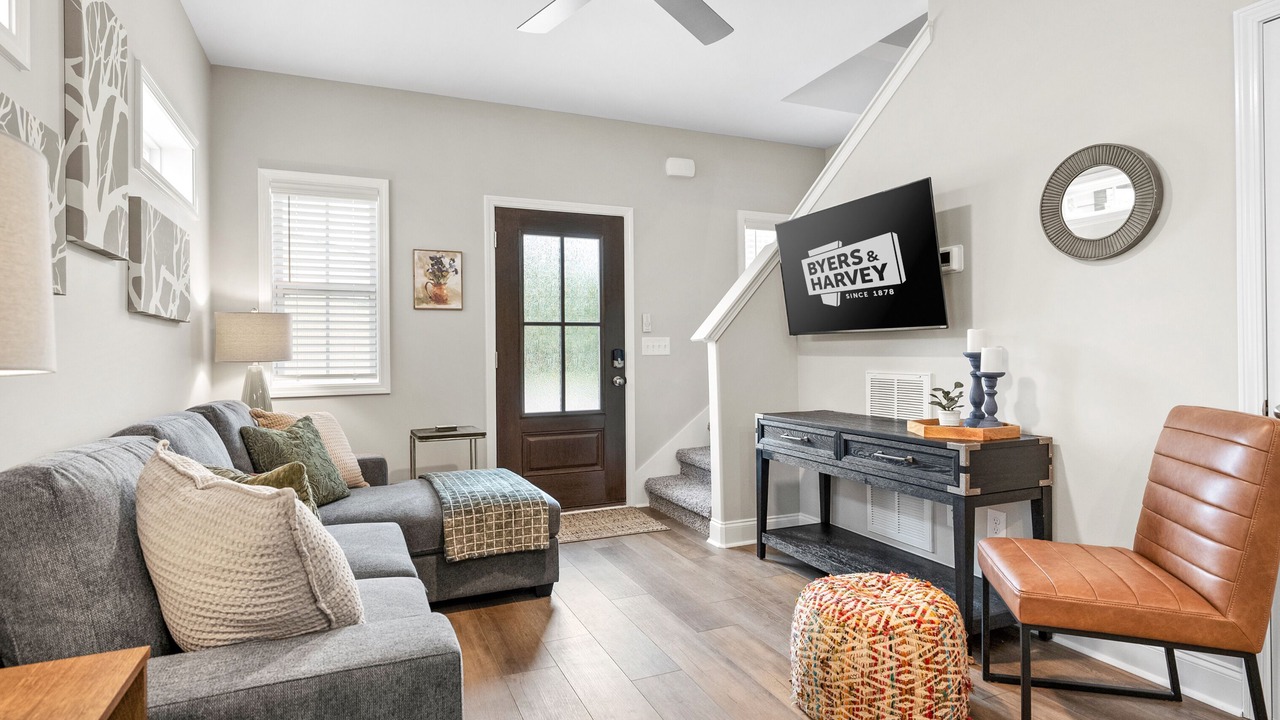 Photo of Livingroom in Clarksville