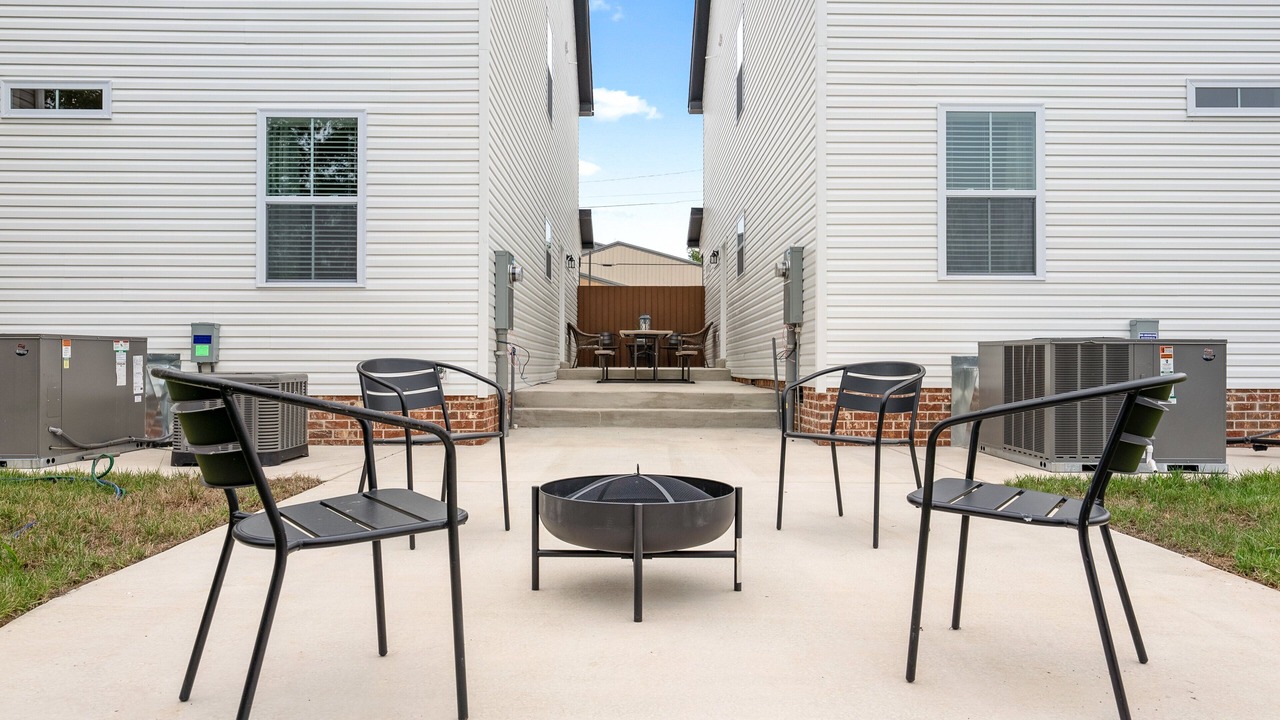 Photo of Outdoor in Clarksville