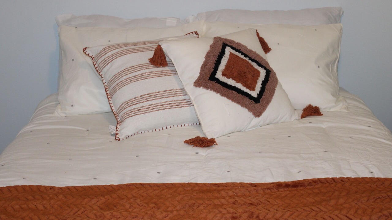Photo of Bedroom in Clare