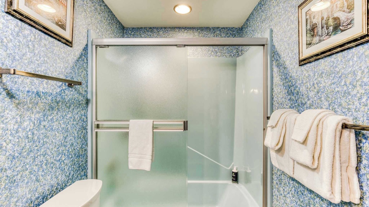 Photo of Bathroom in Seaside