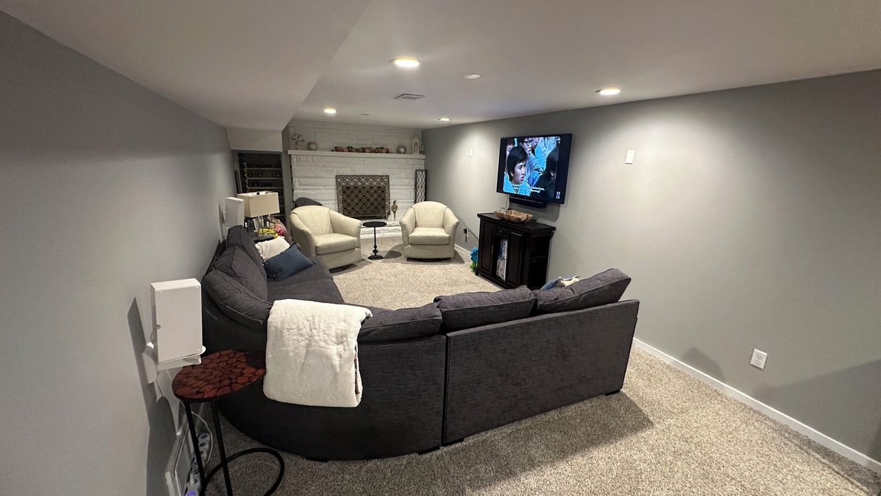 Photo of Livingroom in Wooded Estates