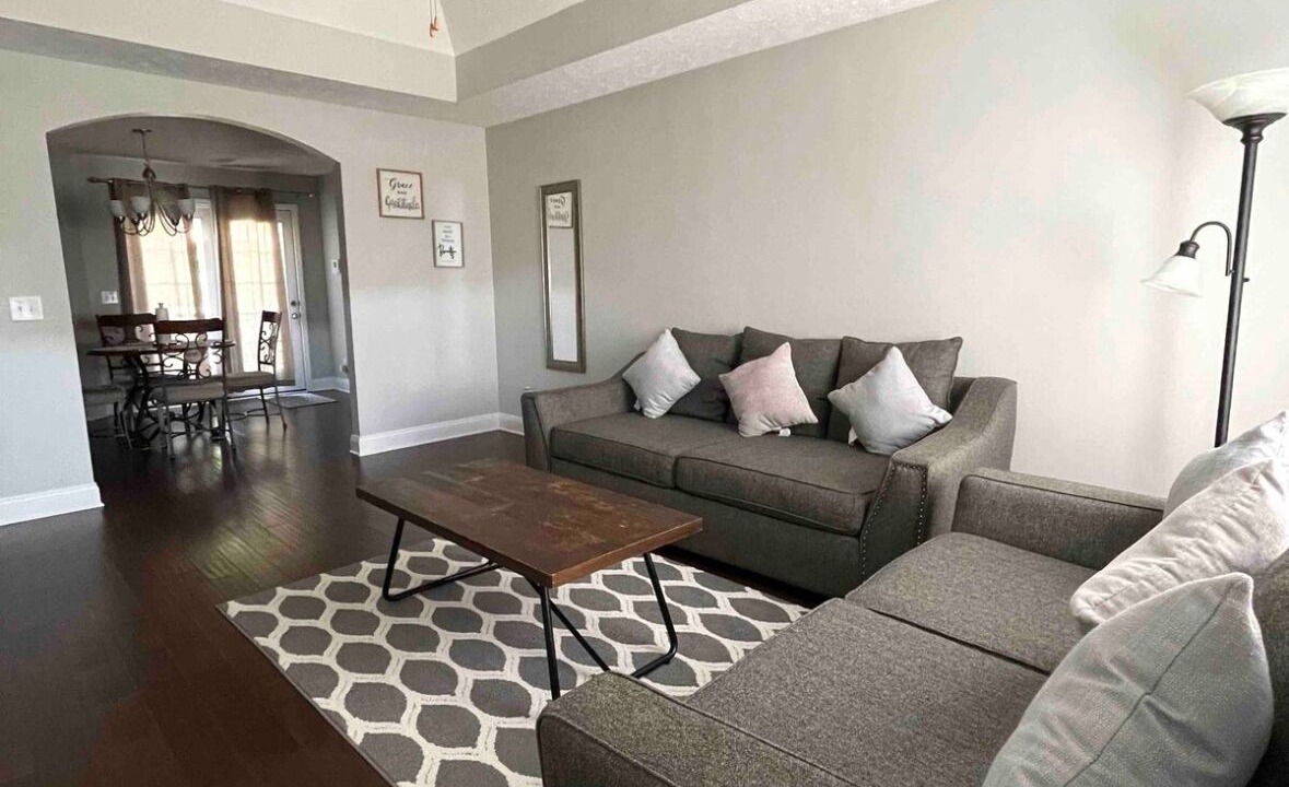 Photo of Livingroom in Clarksville