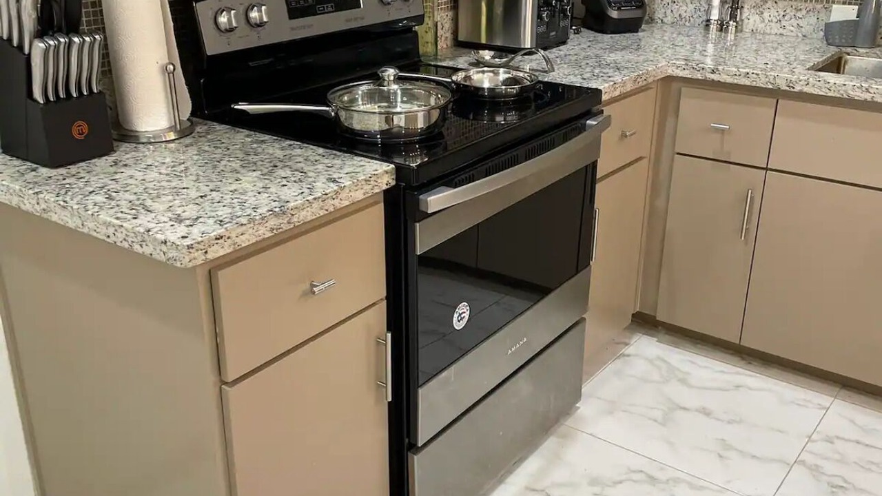 Photo of Kitchen in Edinburg
