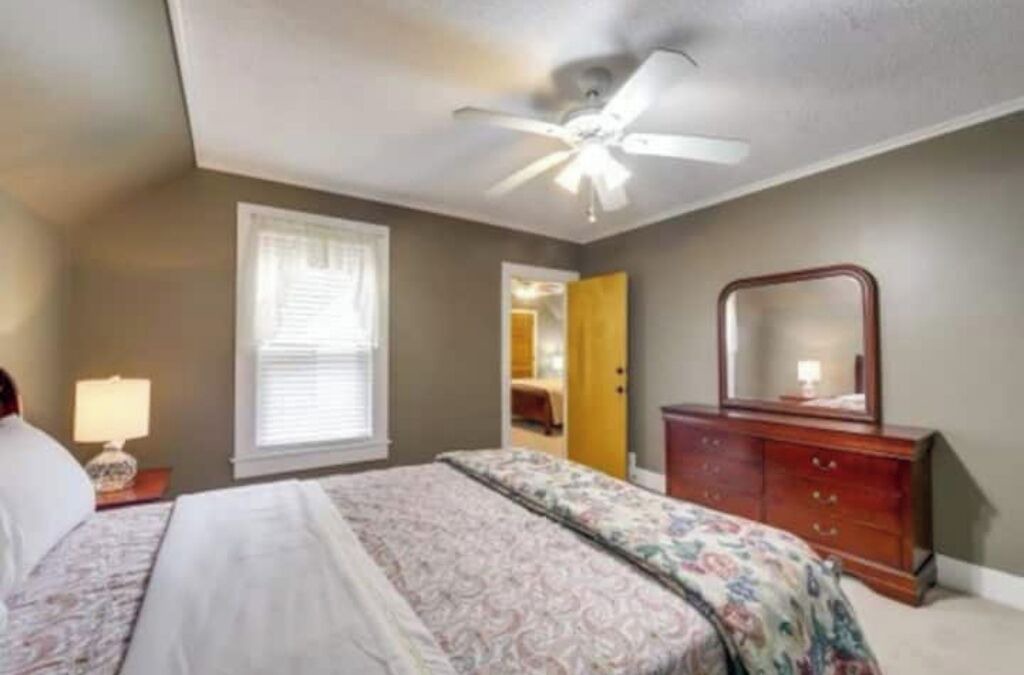 Photo of Bedroom in Auburn