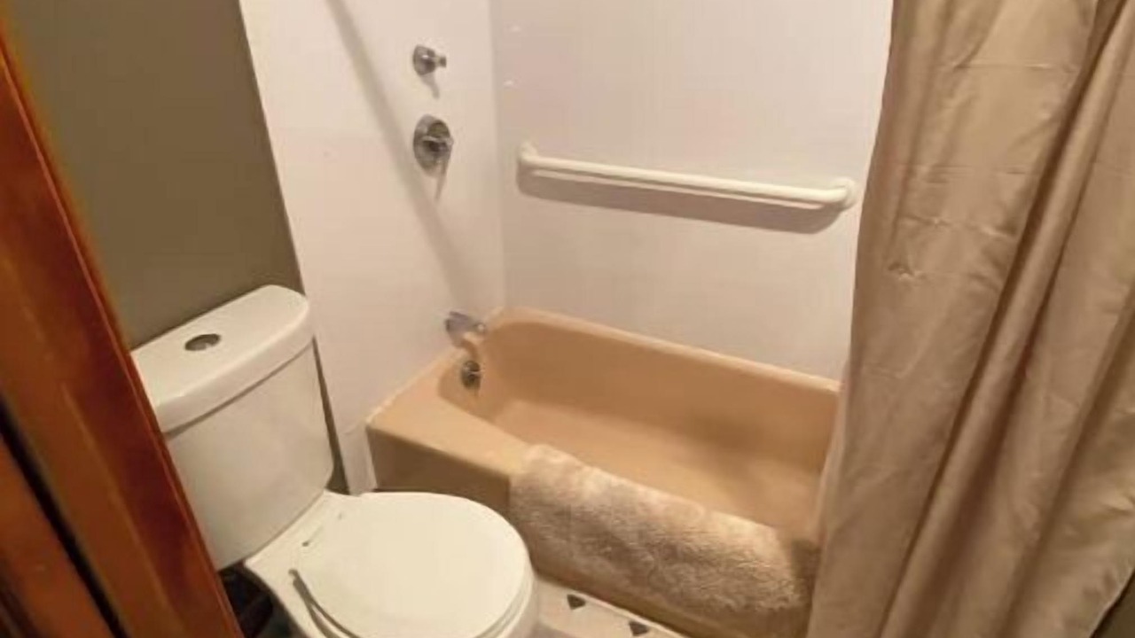 Photo of Bathroom in Auburn
