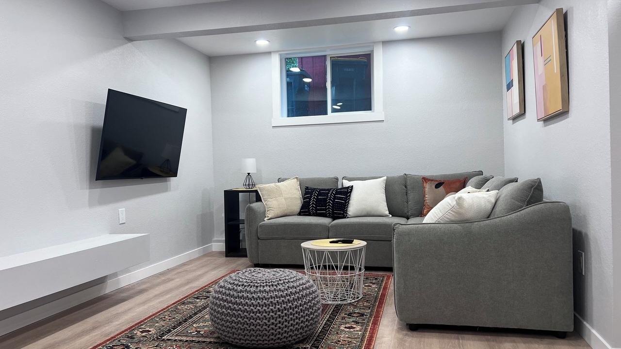 Photo of Livingroom in Spenard