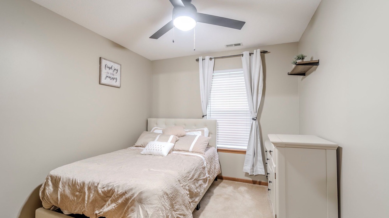 Photo of Bedroom in Hoagland