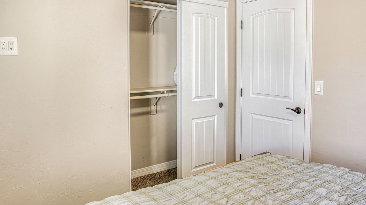 Photo of Bedroom in Heatherwood Hills
