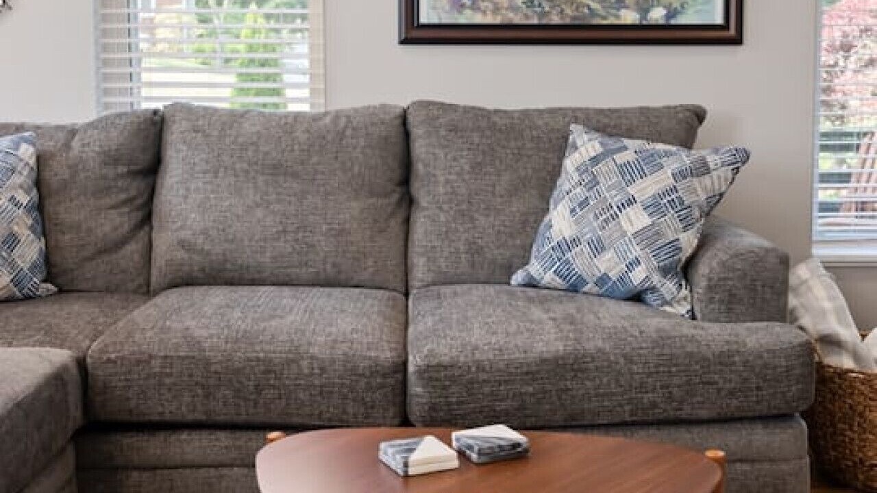 Photo of Livingroom in Oakley