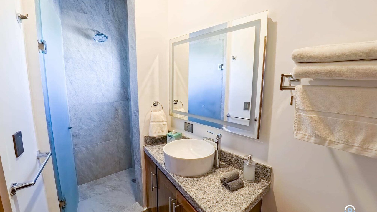 Photo of Bathroom in Colina del Sol