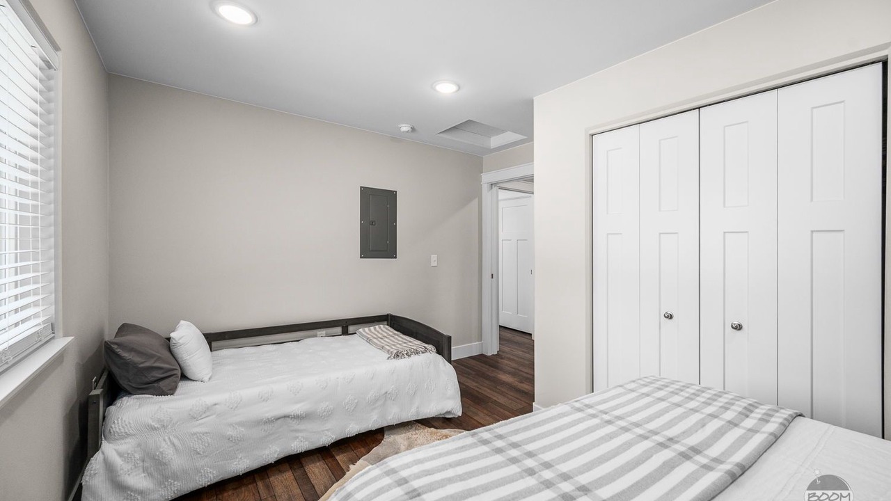 Photo of Bedroom in Big Lake