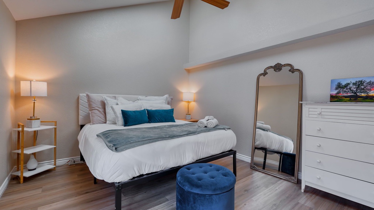 Photo of Bedroom in Orangevale