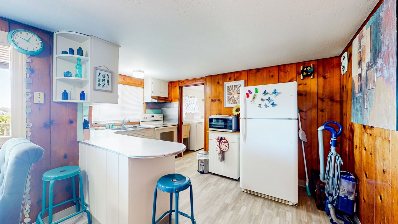 Photo of Kitchen in Coos Bay