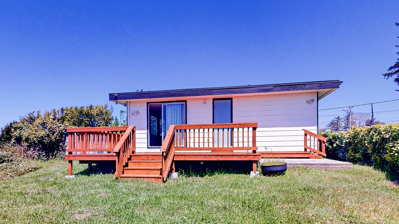 Photo of Outdoor in Coos Bay