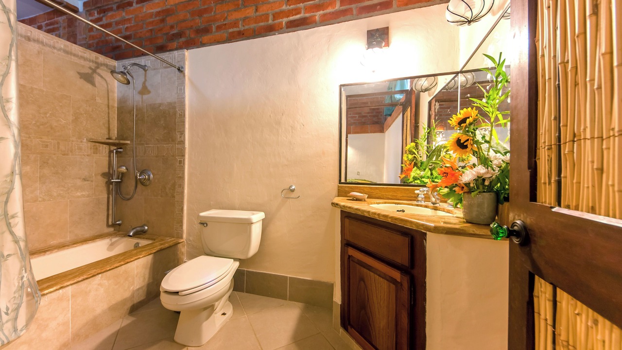 Photo of Bathroom in Litibu