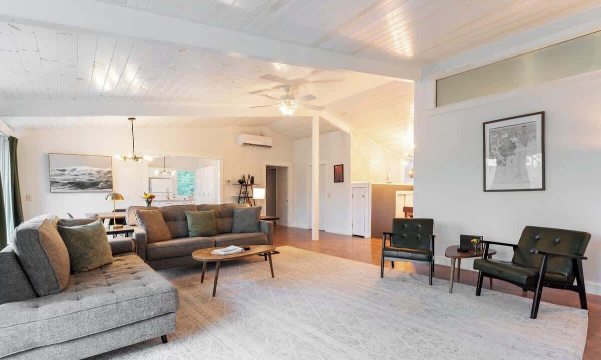 Photo of Livingroom in Mount Desert
