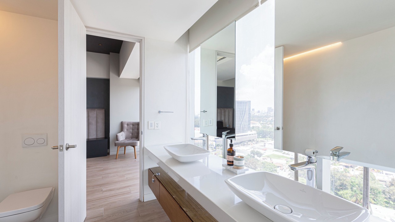 Photo of Bathroom in Financial District