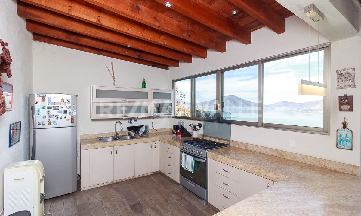 Photo of Kitchen in El Santuario