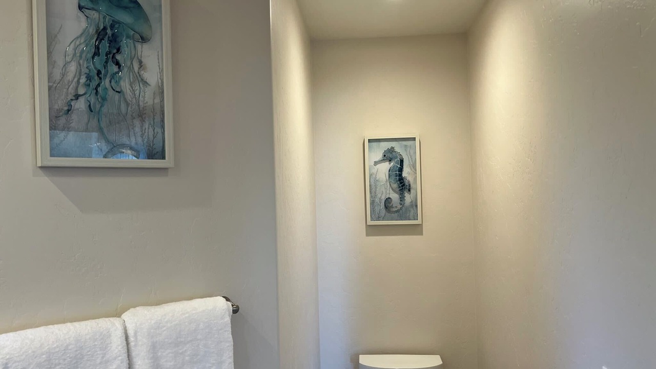 Photo of Bathroom in Harbor