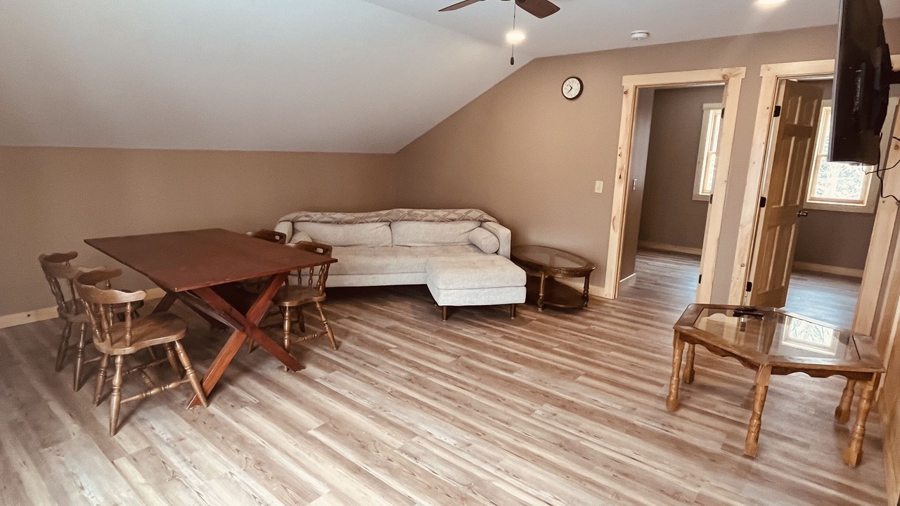 Photo of Livingroom in Pittsburg