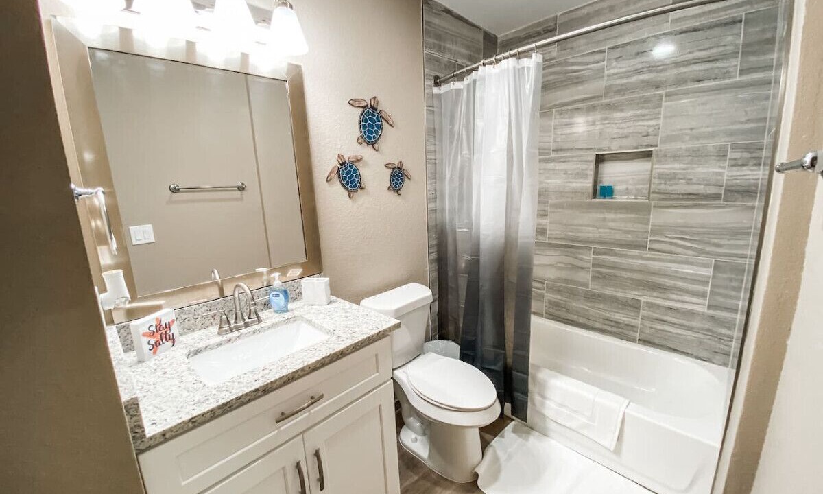 Photo of Bathroom in Texas City