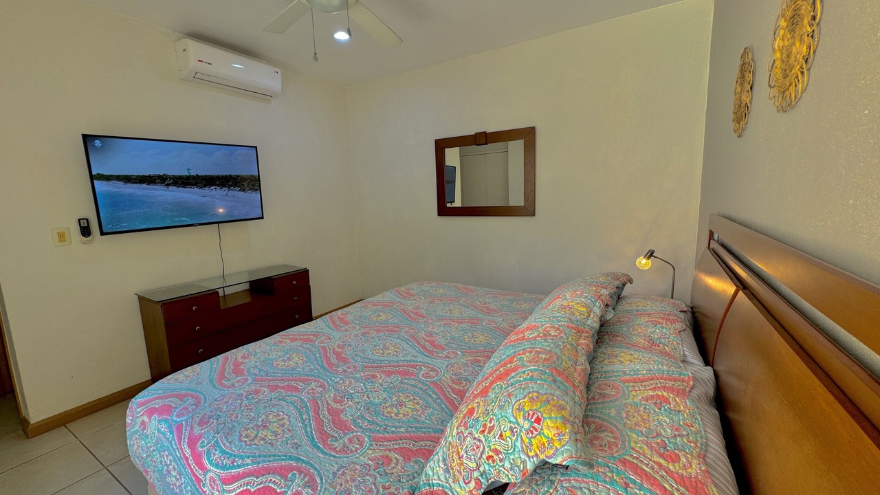 Photo of Bedroom in Flamingos