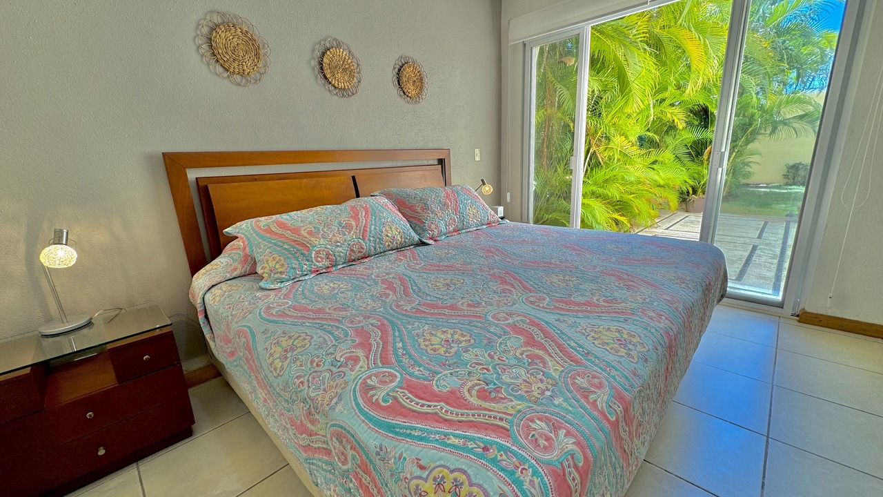 Photo of Bedroom in Flamingos