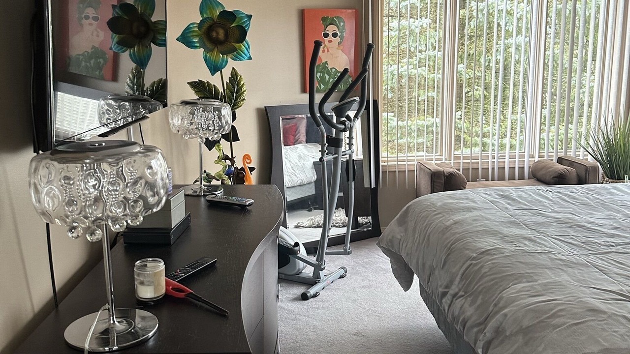 Photo of Bedroom in Farmington Hills