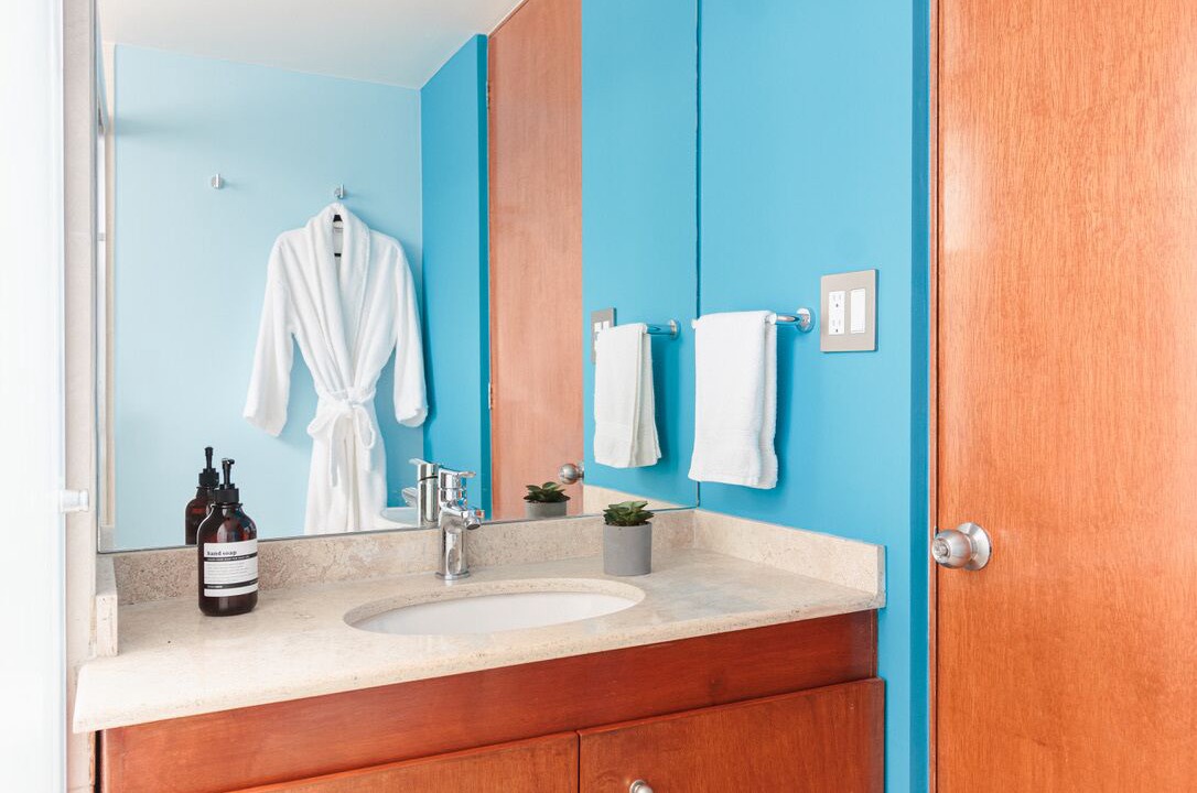 Photo of Bathroom in Anahuac