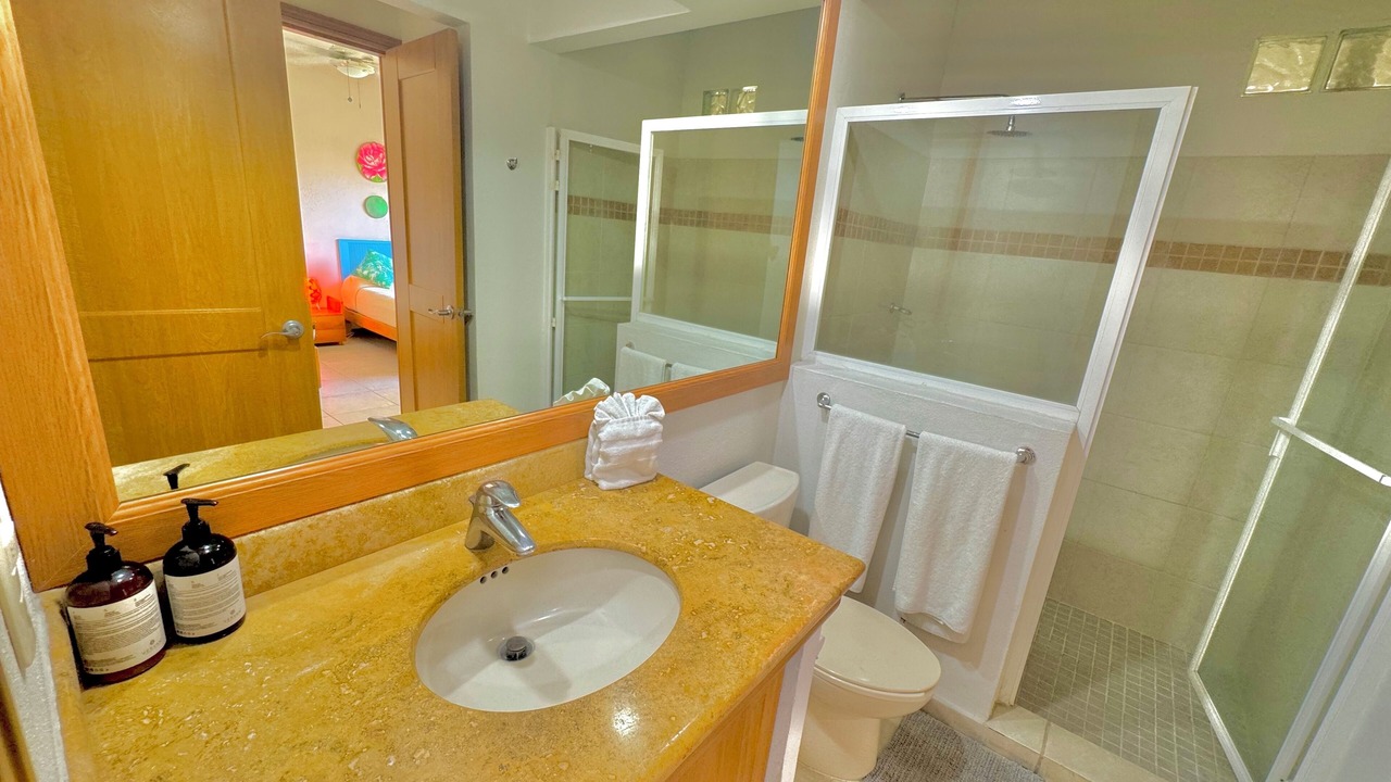 Photo of Bathroom in Flamingos