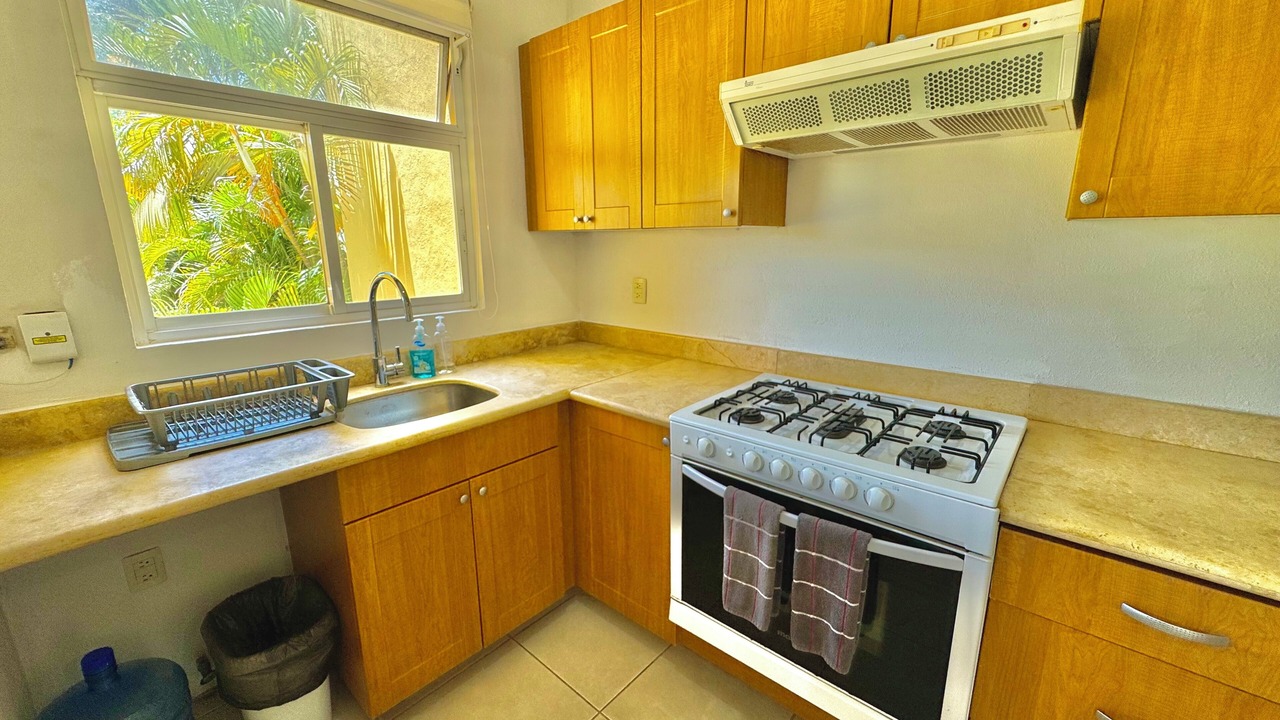 Photo of Kitchen in Flamingos