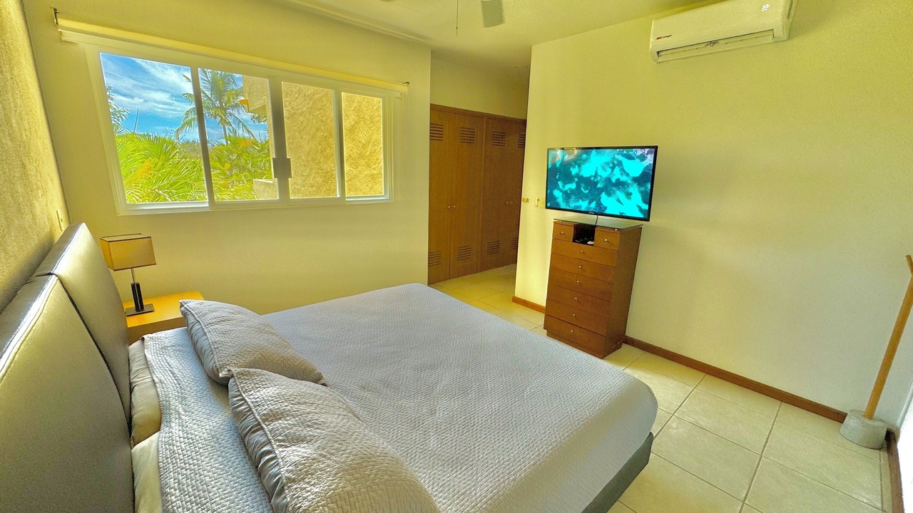 Photo of Bedroom in Flamingos
