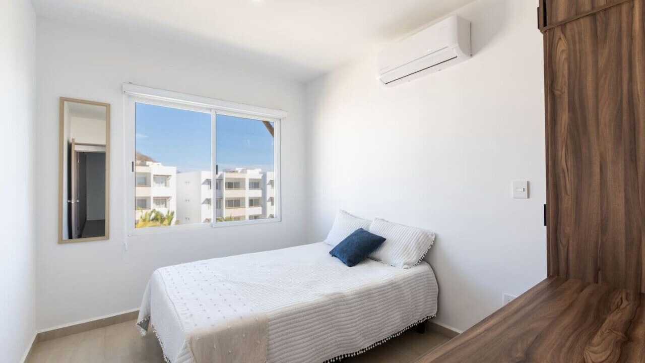 Photo of Bedroom in Cerritos