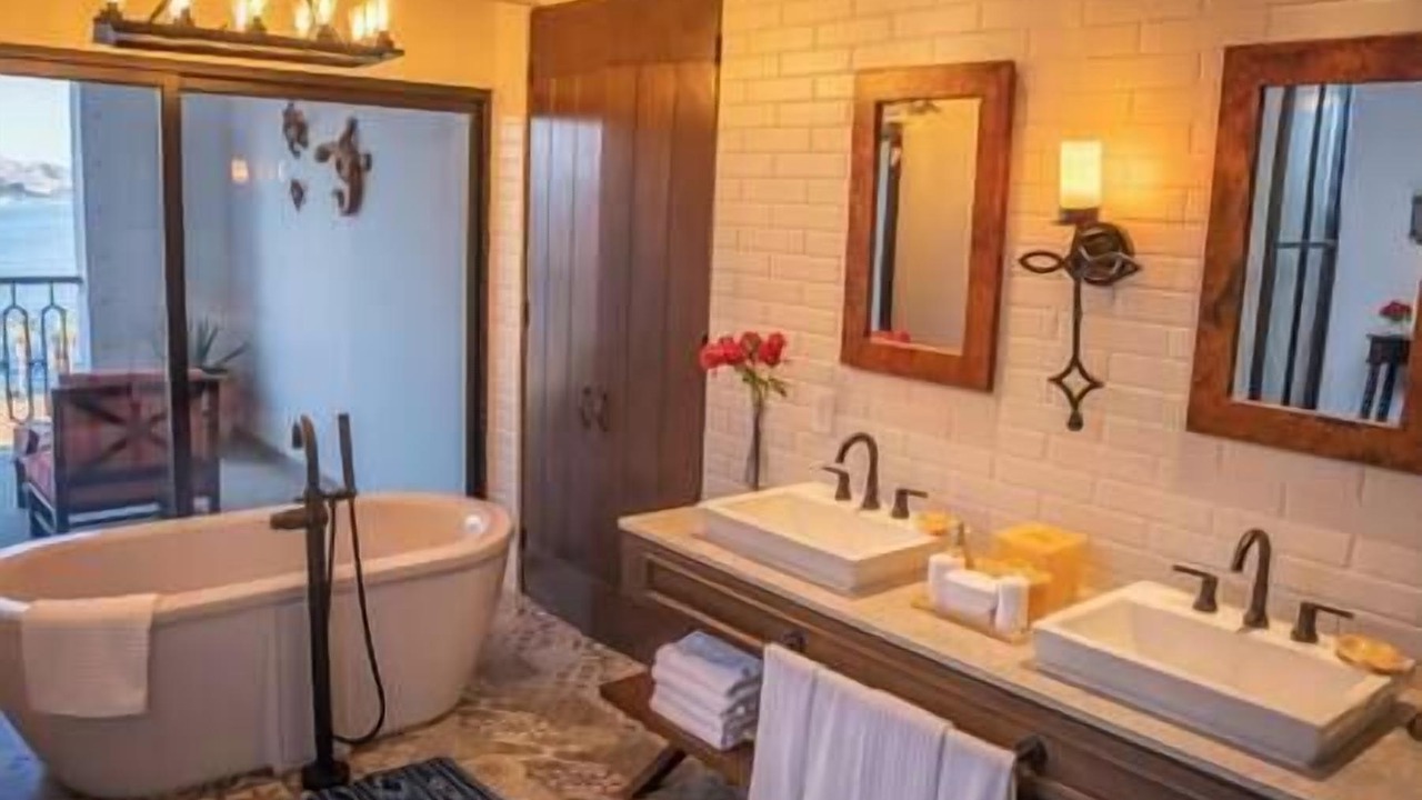 Photo of Bathroom in Cabo Bello
