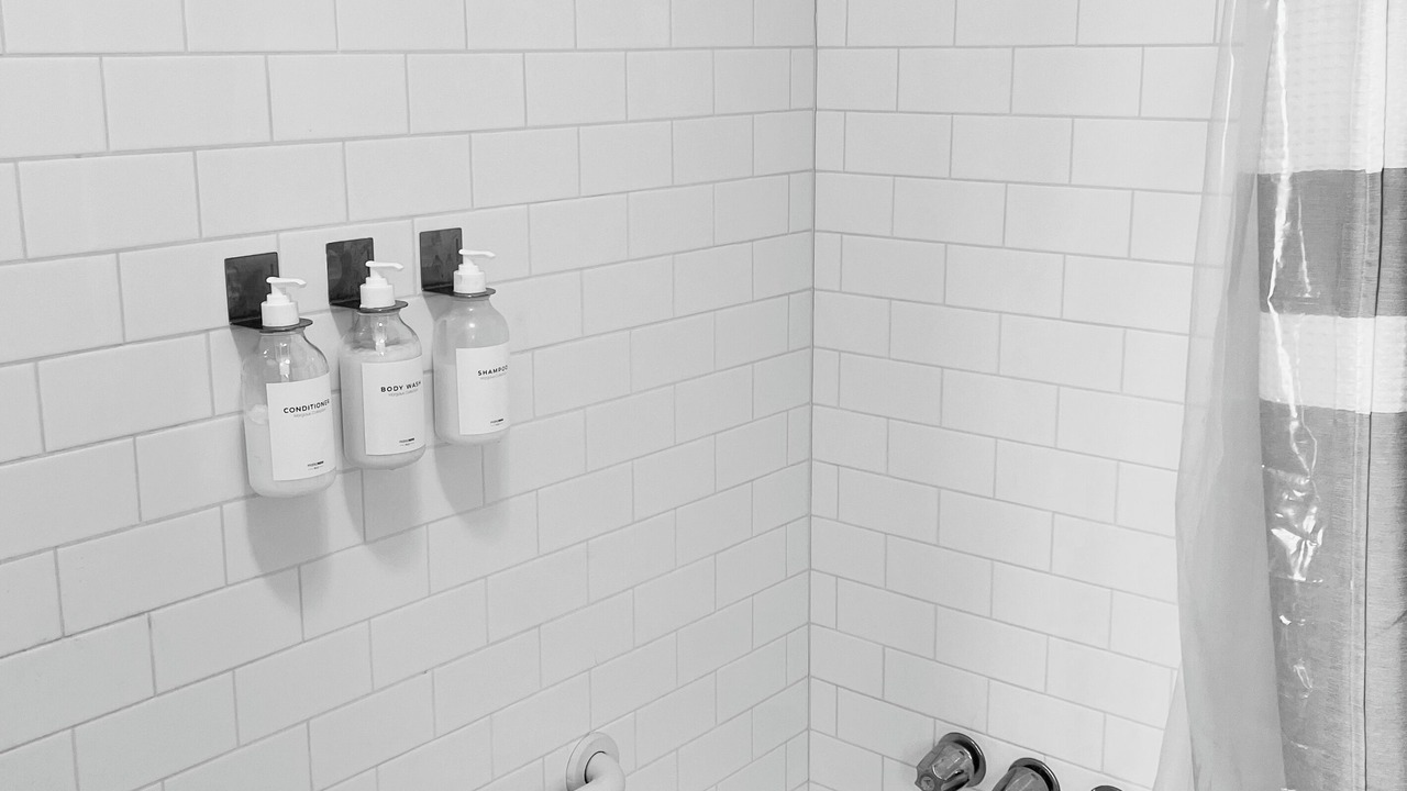 Photo of Bathroom in Roselawn Finance