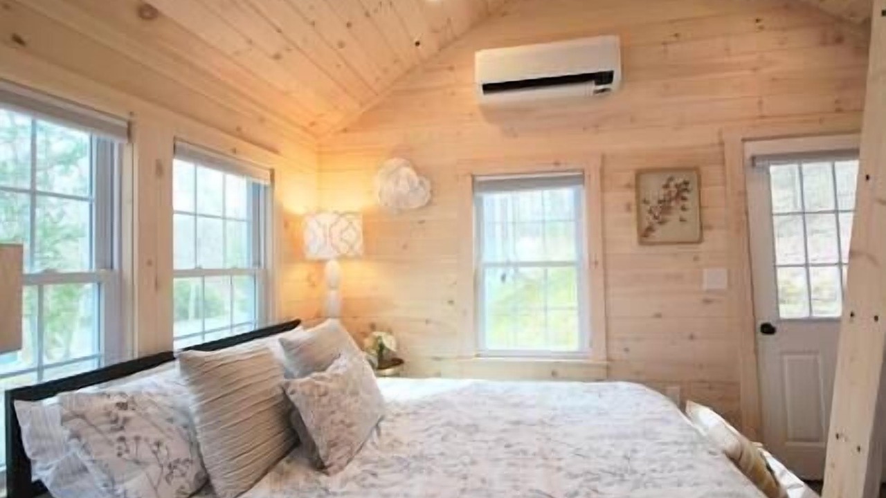 Photo of Bedroom in Edgecomb
