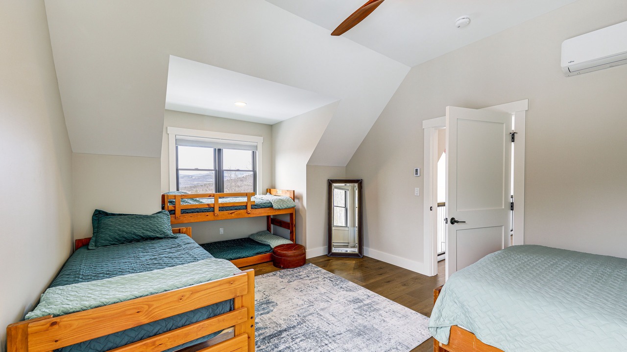 Photo of Bedroom in Lovell